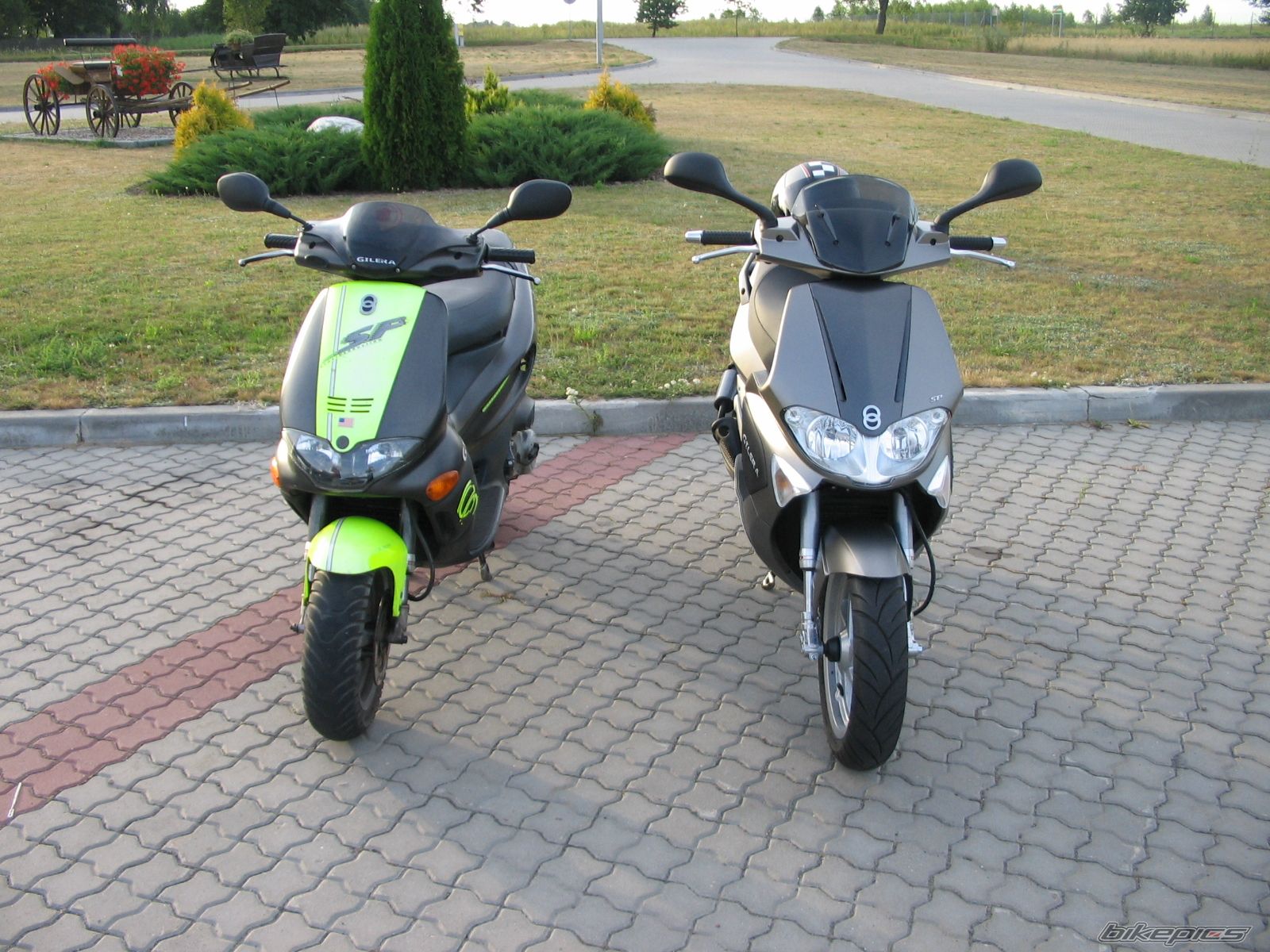 2001 GILERA RUNNER 50 | Picture 650176 motorcycle photo
