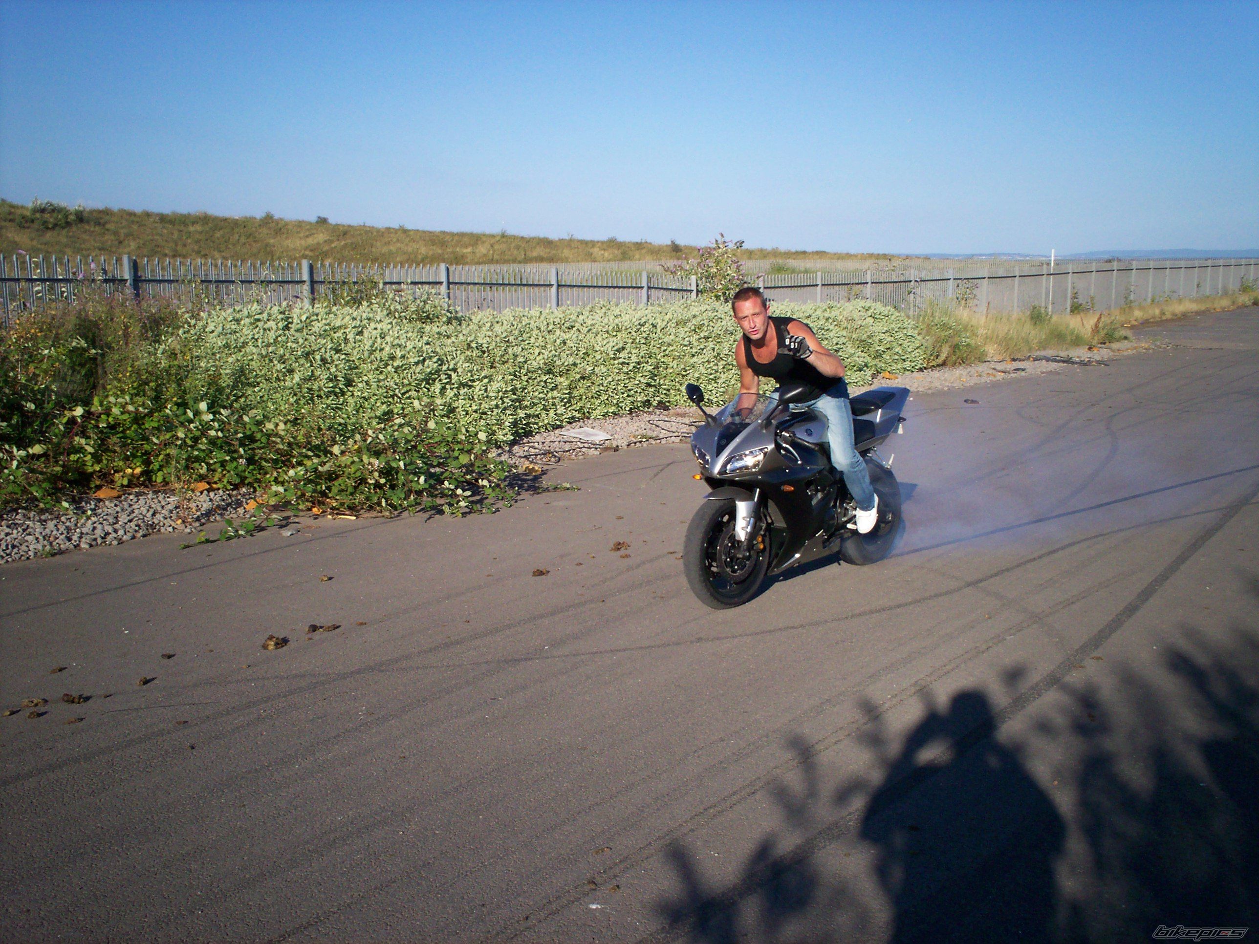 2002 YAMAHA YZF R1 | Picture 650682 motorcycle photo