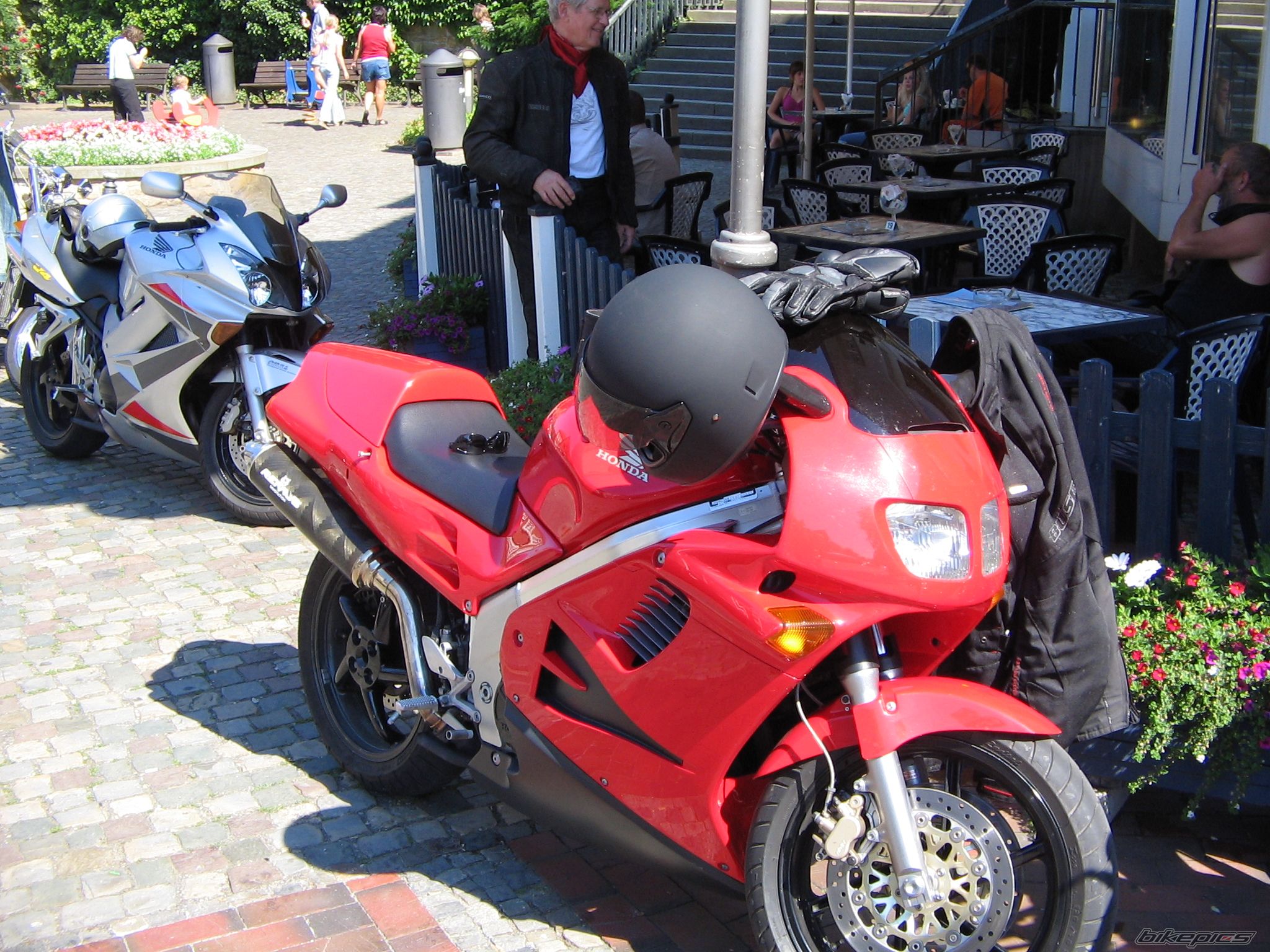 1997 HONDA VFR 750 | Picture 652510 motorcycle photo