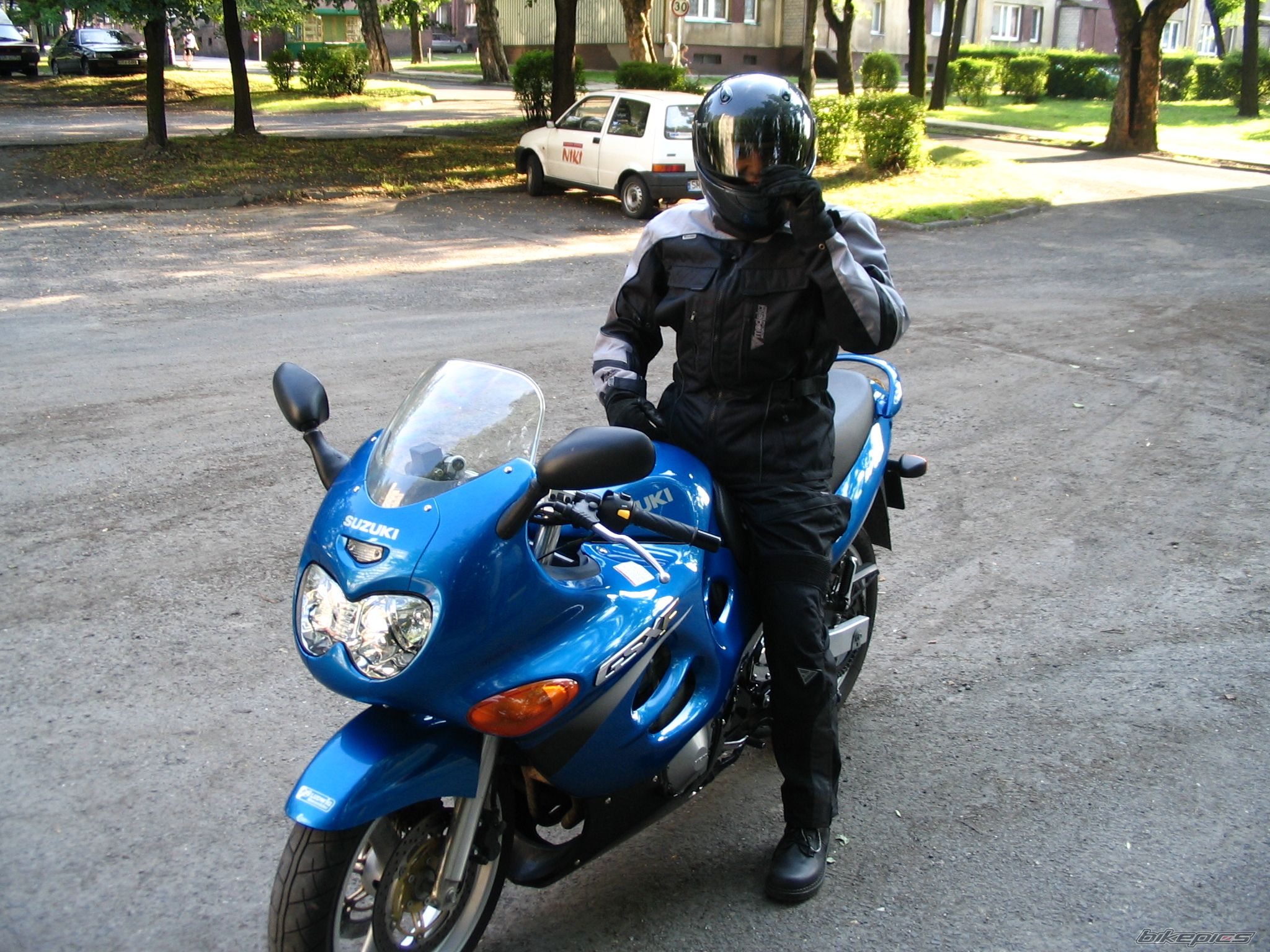 2000 SUZUKI GSX 600 | Picture 652883 motorcycle photo