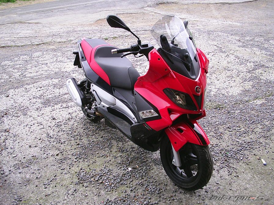 2006 GILERA NEXUS 500 | Picture 652905 motorcycle photo