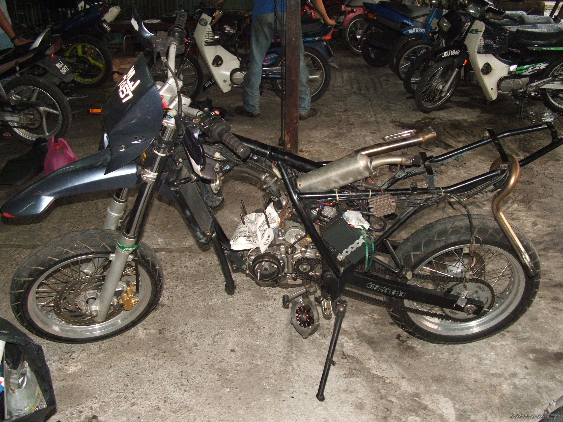 2005 MZ 125SM | Picture 653230 motorcycle photo