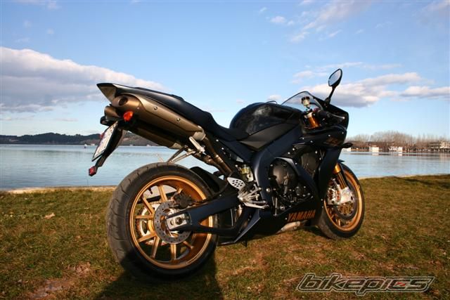 2006 YAMAHA YZF R1 | Picture 654709 motorcycle photo