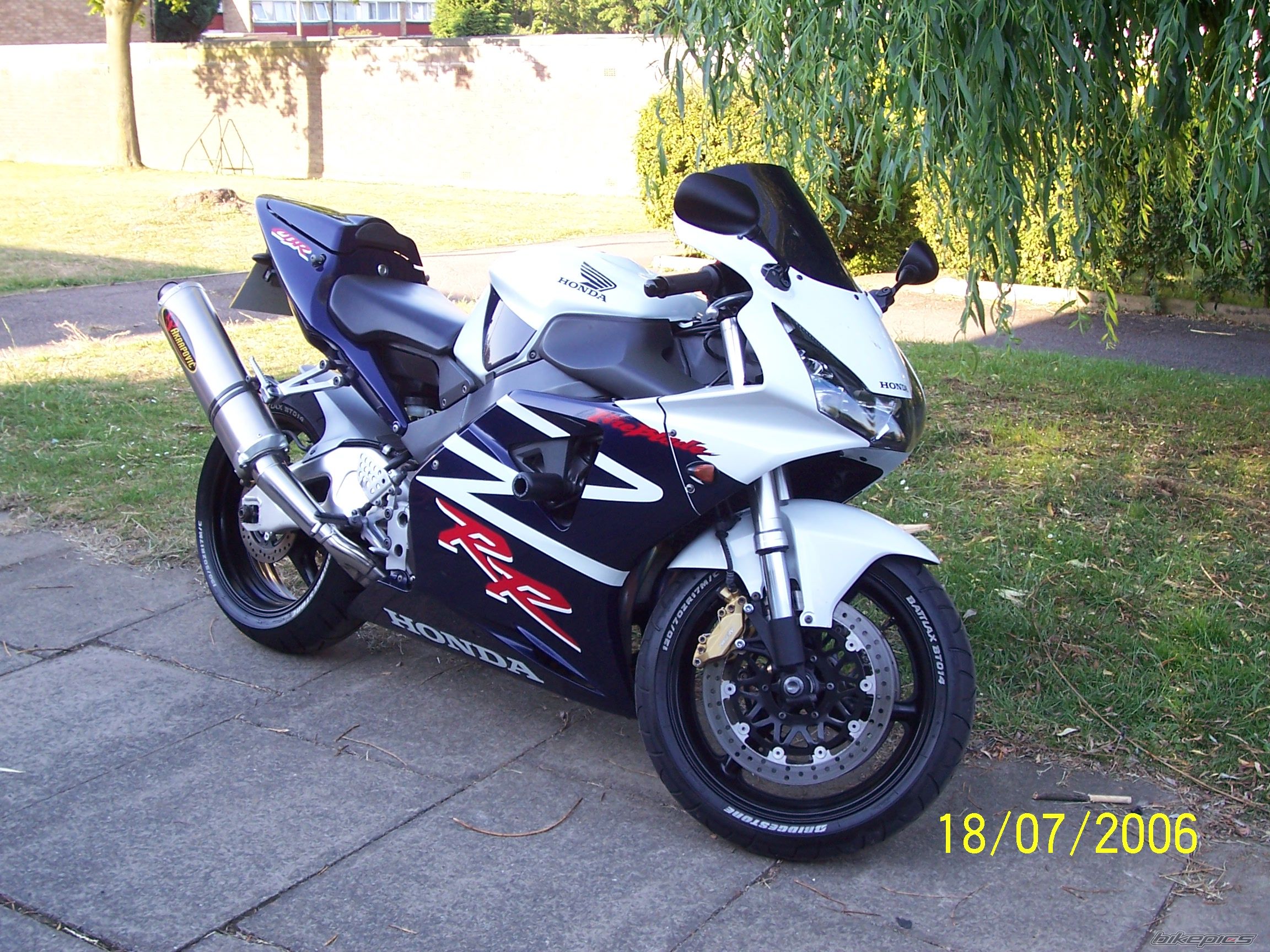 2002 HONDA CBR 900 | Picture 654824 motorcycle photo