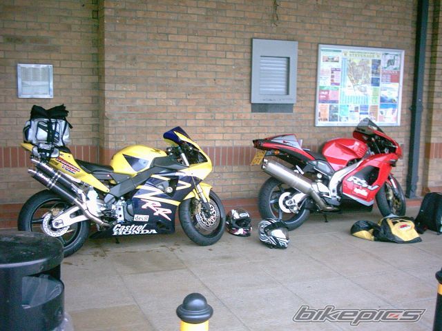 2001 APRILIA RSV 1000 MILLE | Picture 654979 motorcycle photo