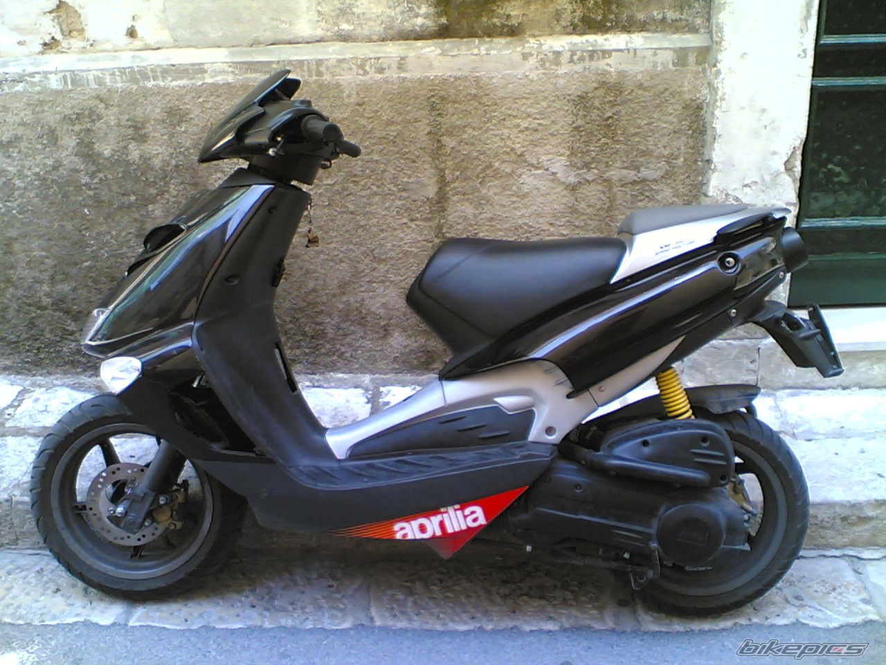 2005 APRILIA SR 50 | Picture 655583 motorcycle photo