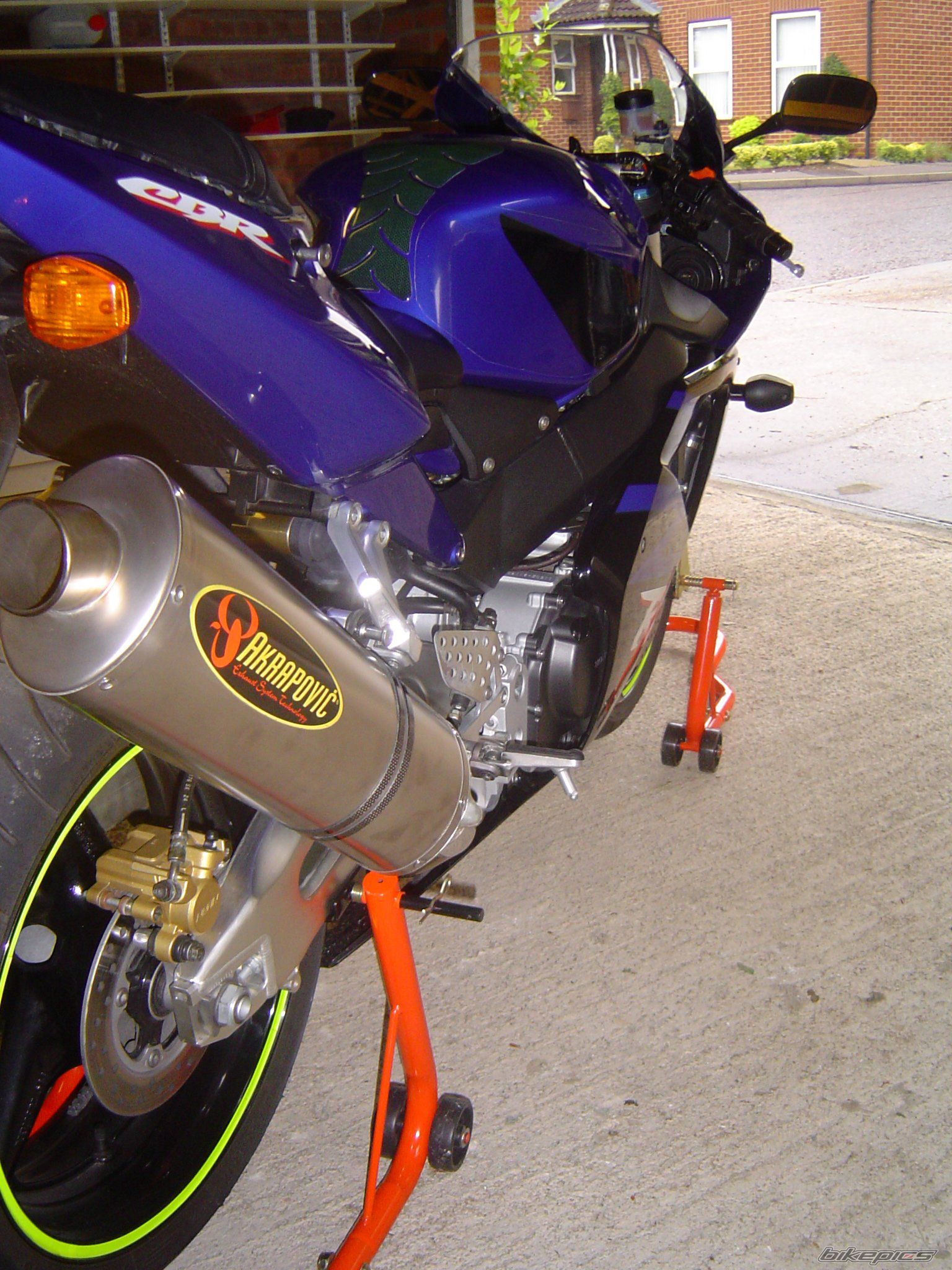 2003 HONDA CBR 900 | Picture 655905 motorcycle photo