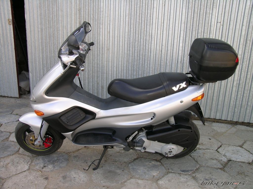 2001 GILERA RUNNER 125 VX | Picture 656120 motorcycle photo