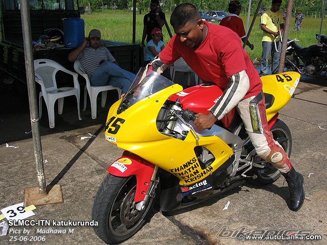 1999 YAMAHA YZF R1 | Picture 656919 motorcycle photo