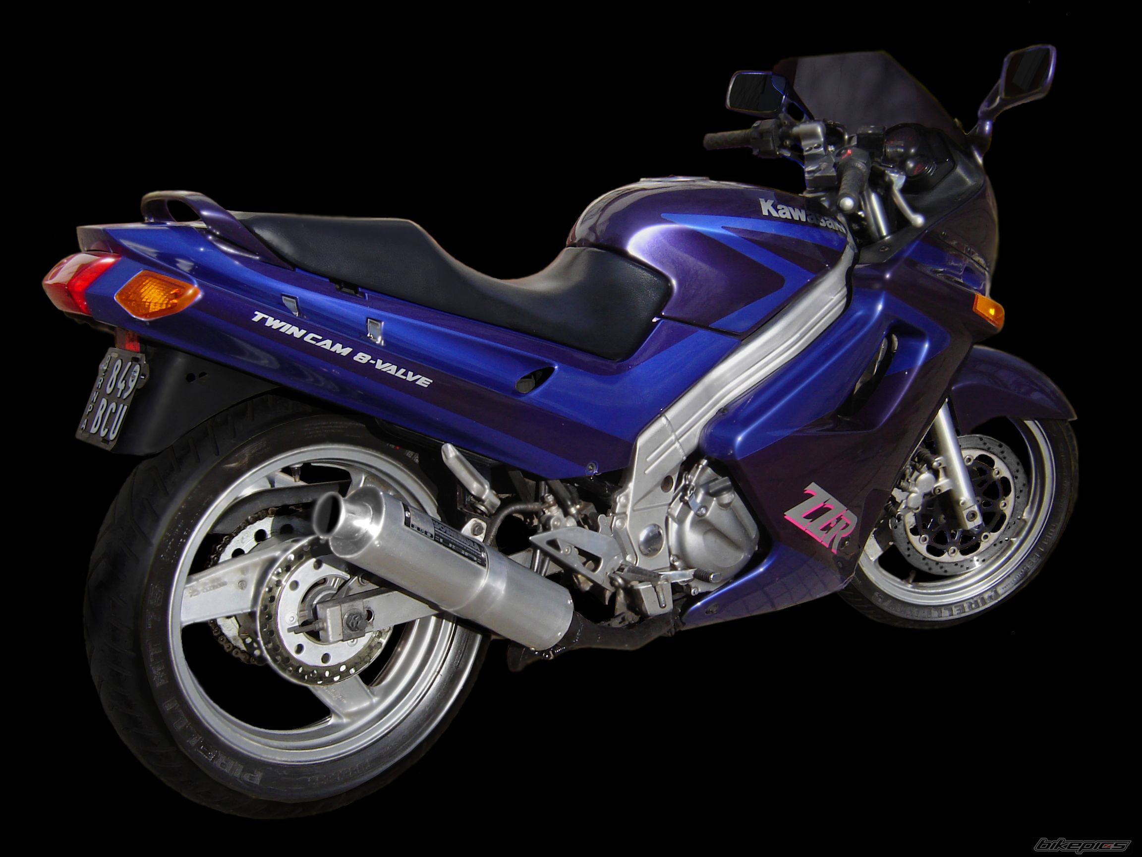 1992 KAWASAKI ZZR 250 | Picture 658019 motorcycle photo