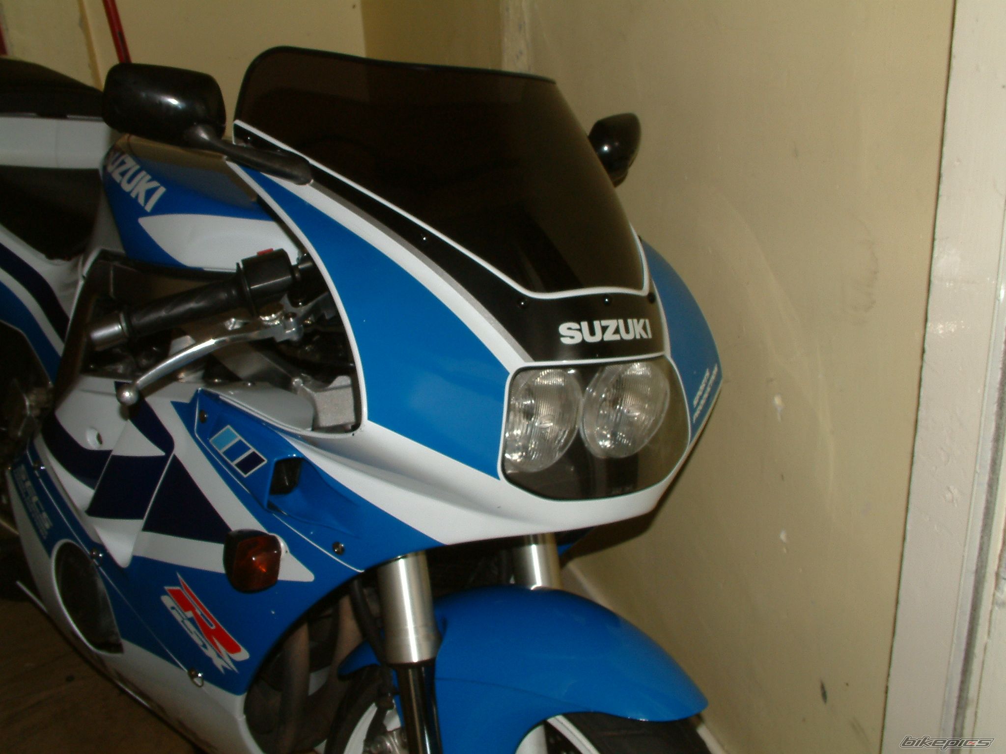 1991 SUZUKI GSX R 400 | Picture 658688 motorcycle photo