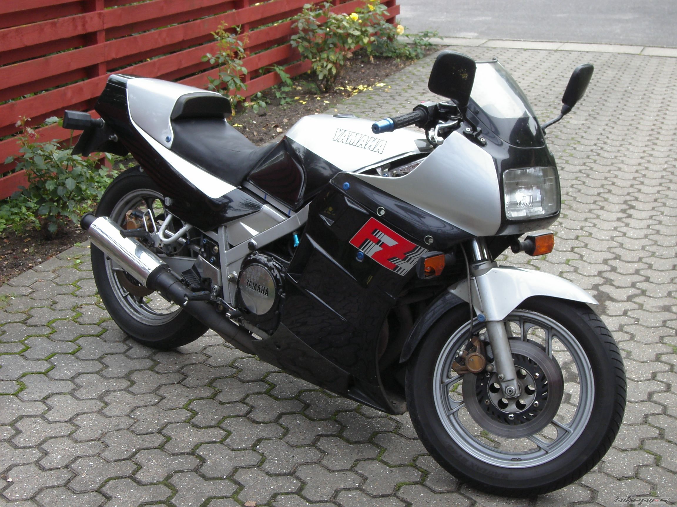 1985 YAMAHA FZ 750 | Picture 659819 motorcycle photo