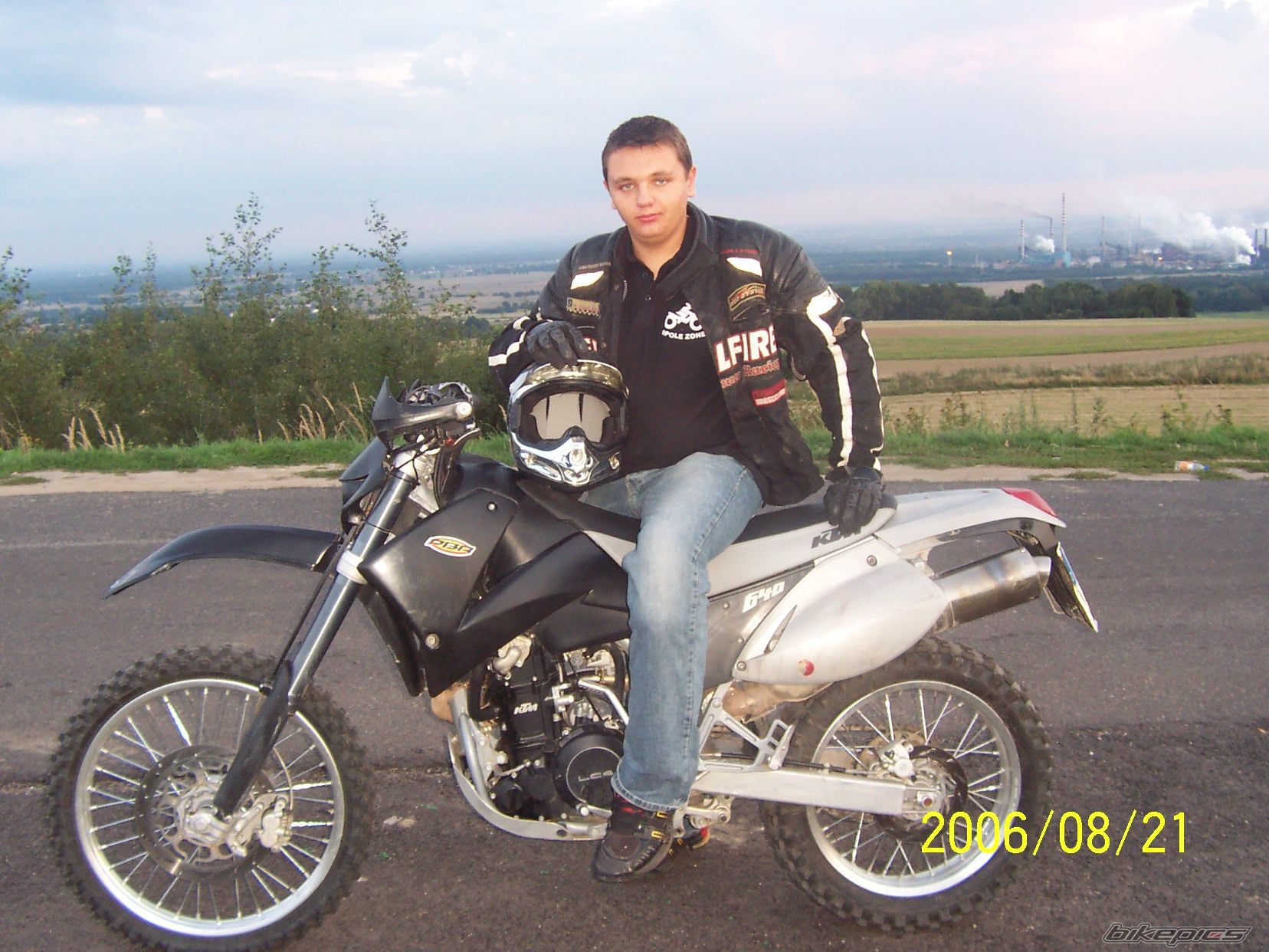 2002 KTM 640 LC4 | Picture 661948 motorcycle photo