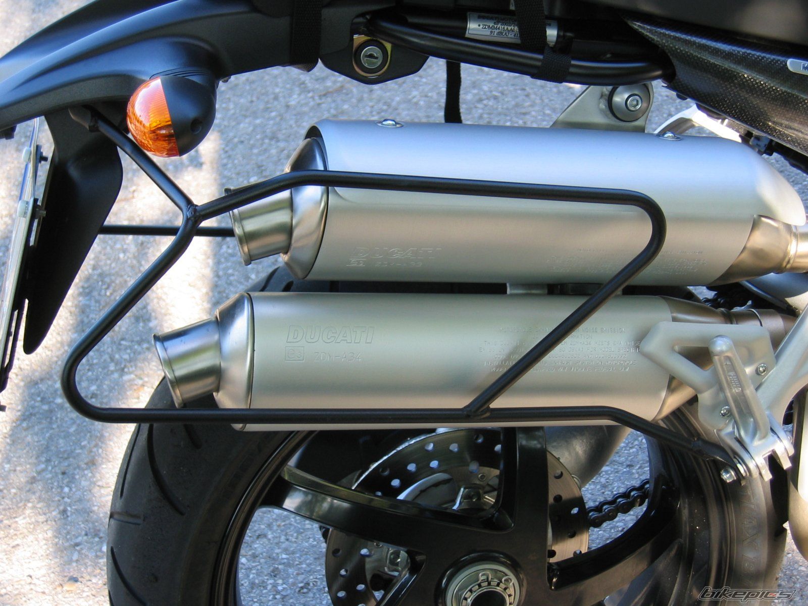 2006 DUCATI MONSTER S2R 1000 | Picture 662604 motorcycle photo
