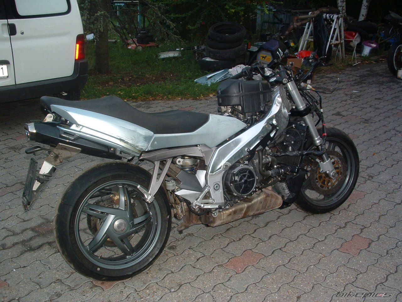 2003 APRILIA RST 1000 FUTURA | Picture 664669 motorcycle photo