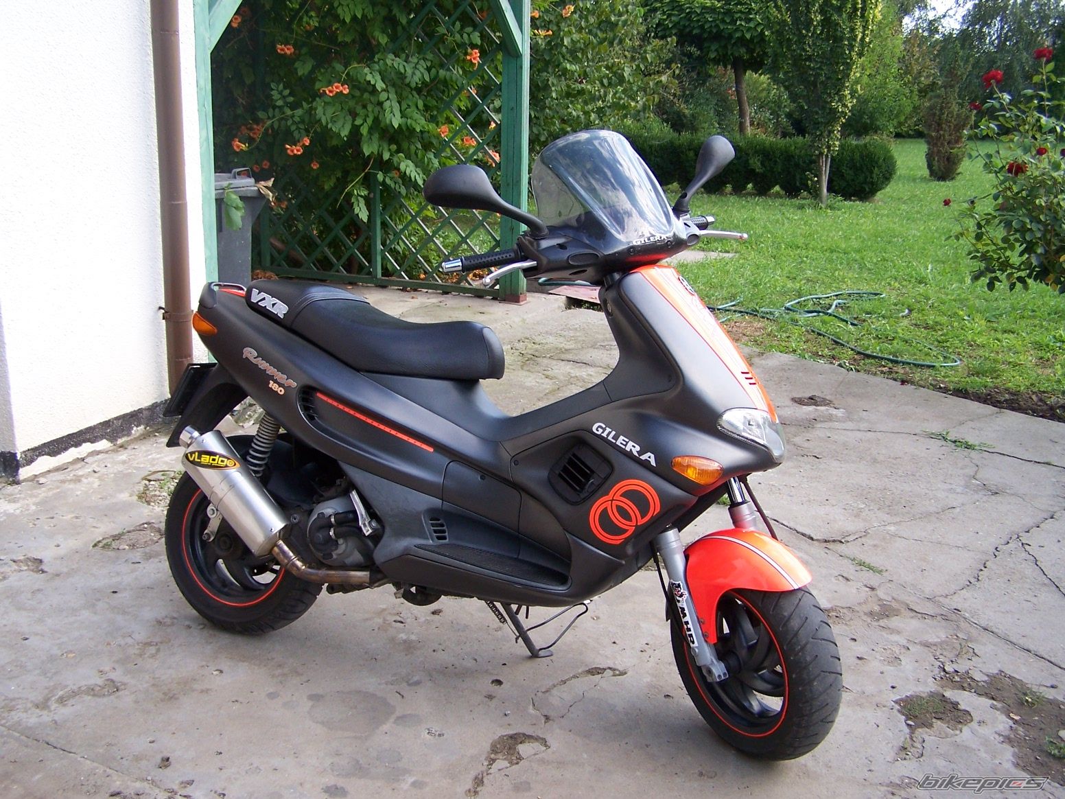 2002 GILERA RUNNER 200 VXR | Picture 666086 motorcycle photo