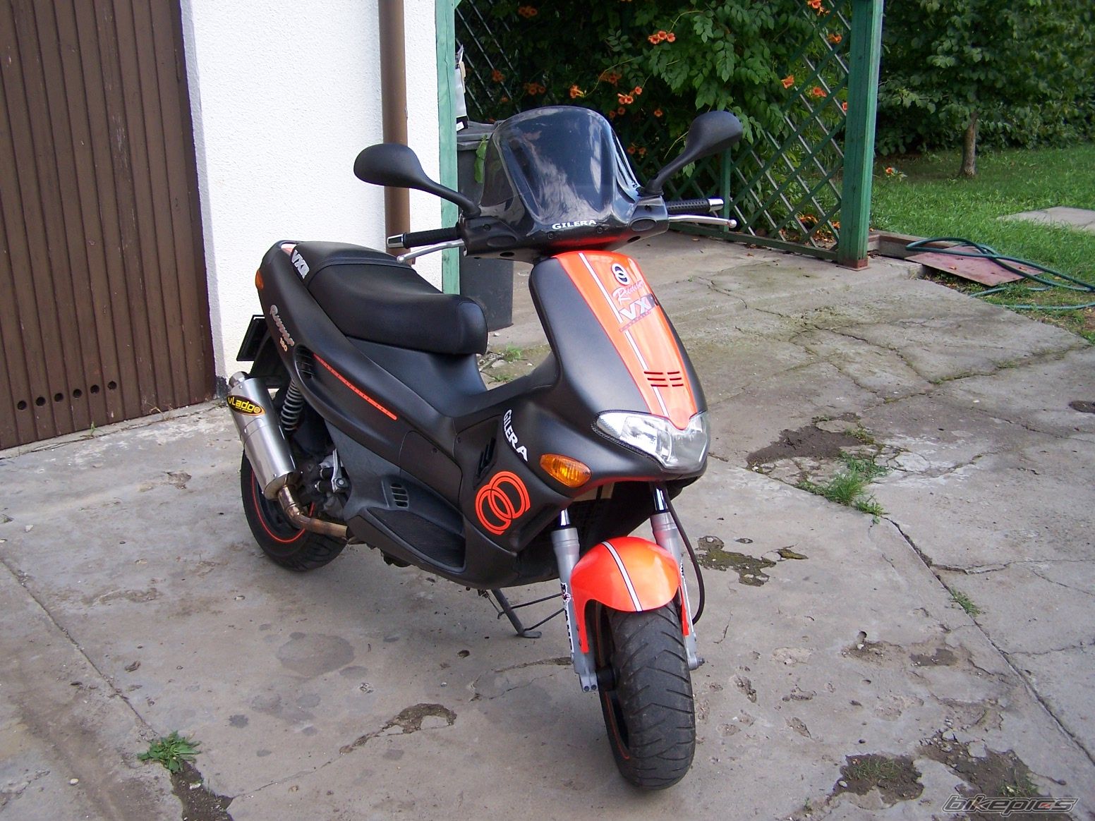 2002 GILERA RUNNER 200 VXR | Picture 666095 motorcycle photo