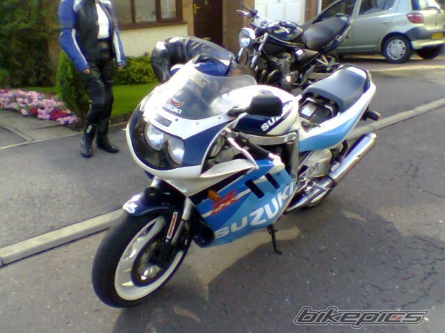1989 SUZUKI GSX R 1100 | Picture 666966 motorcycle photo