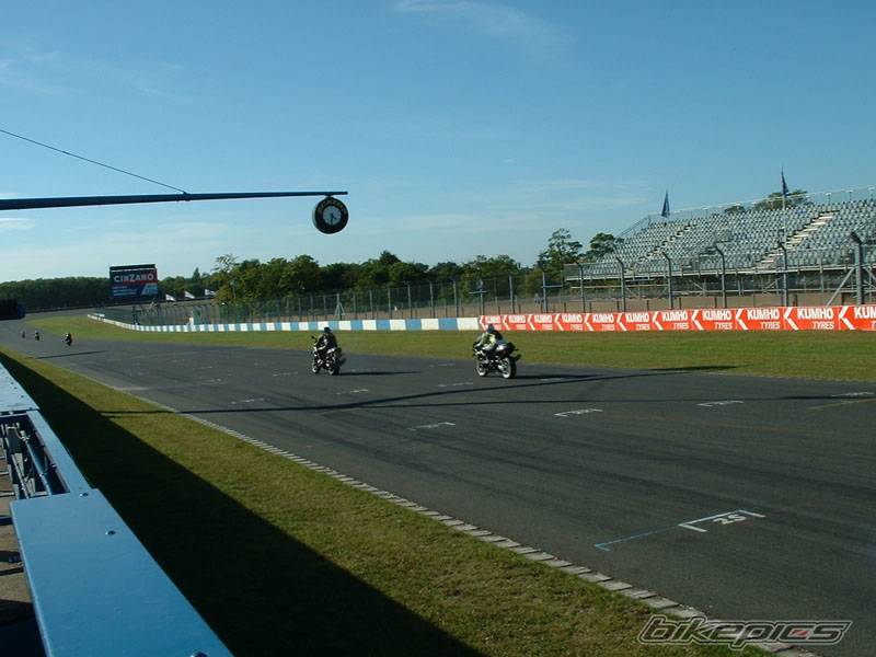 2000 TRIUMPH SPRINT RS | Picture 67034 motorcycle photo