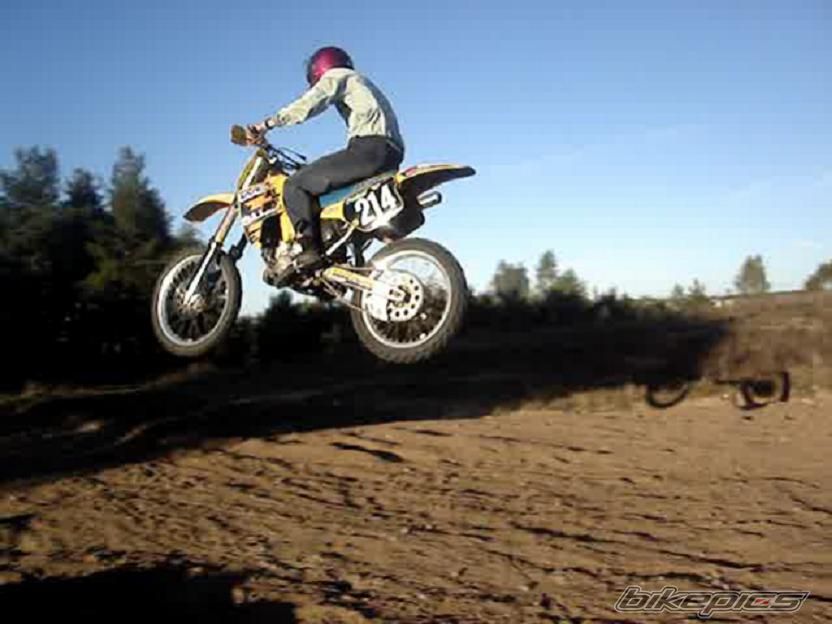1991 SUZUKI RM 125 | Picture 672068 motorcycle photo