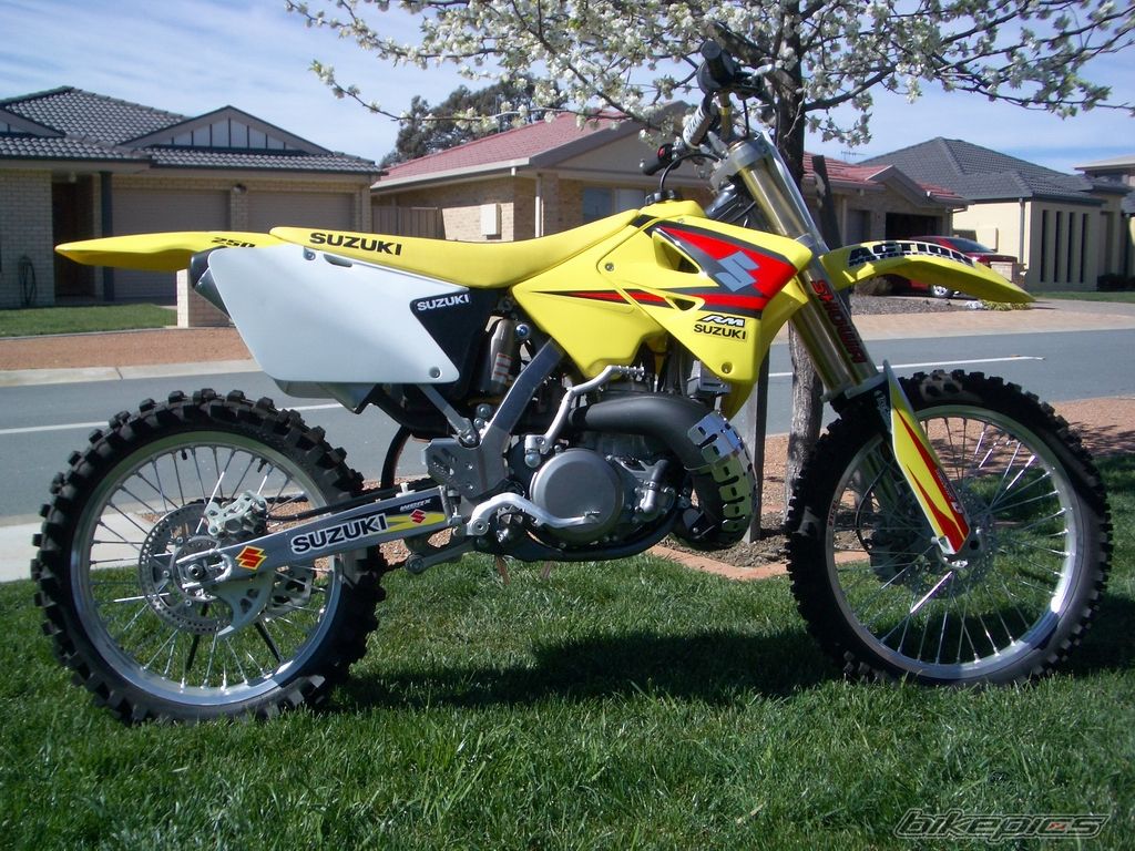 2005 SUZUKI RM 250 | Picture 673675 motorcycle photo