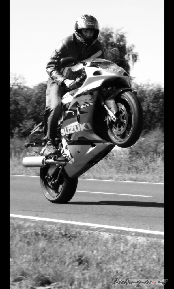 2001 SUZUKI GSX R 750 | Picture 676581 motorcycle photo