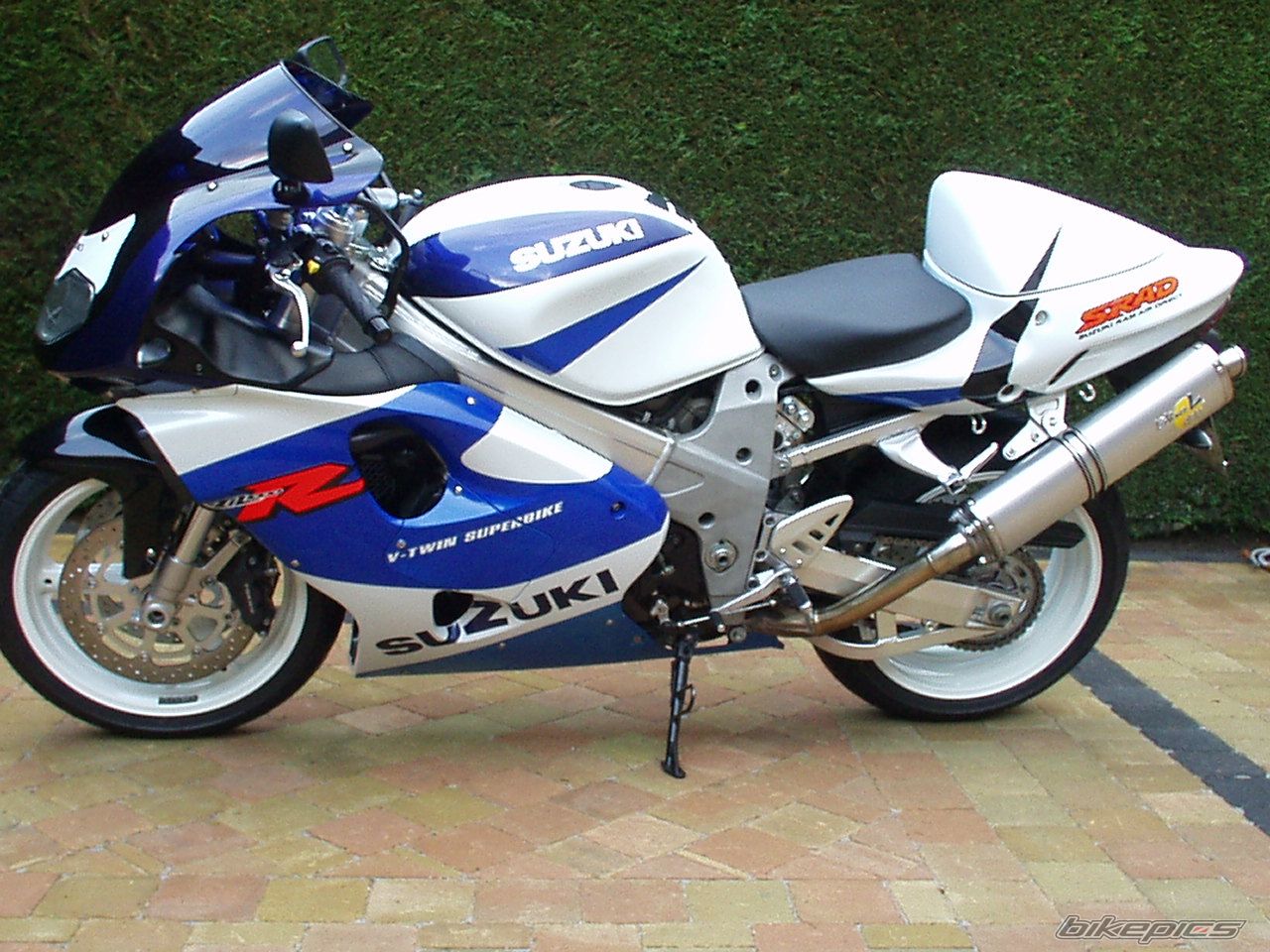 2000 SUZUKI TL1000R | Picture 679635 motorcycle photo