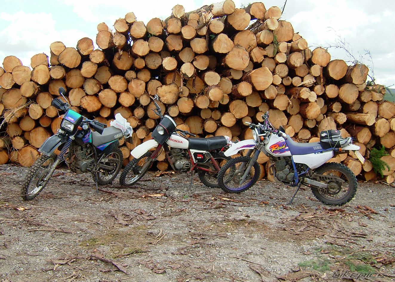 1995 YAMAHA XT 350 | Picture 679747 motorcycle photo