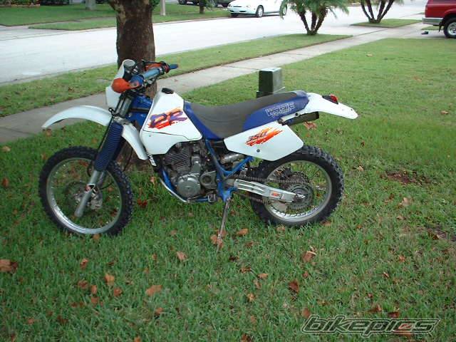1995 SUZUKI DR 350 | Picture 68100 motorcycle photo