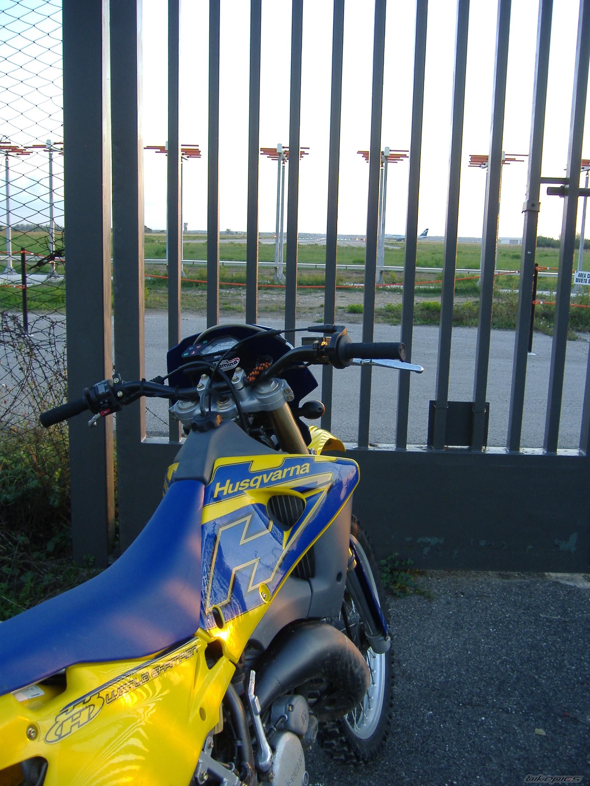 2005 HUSQVARNA WRE 125 | Picture 682936 motorcycle photo