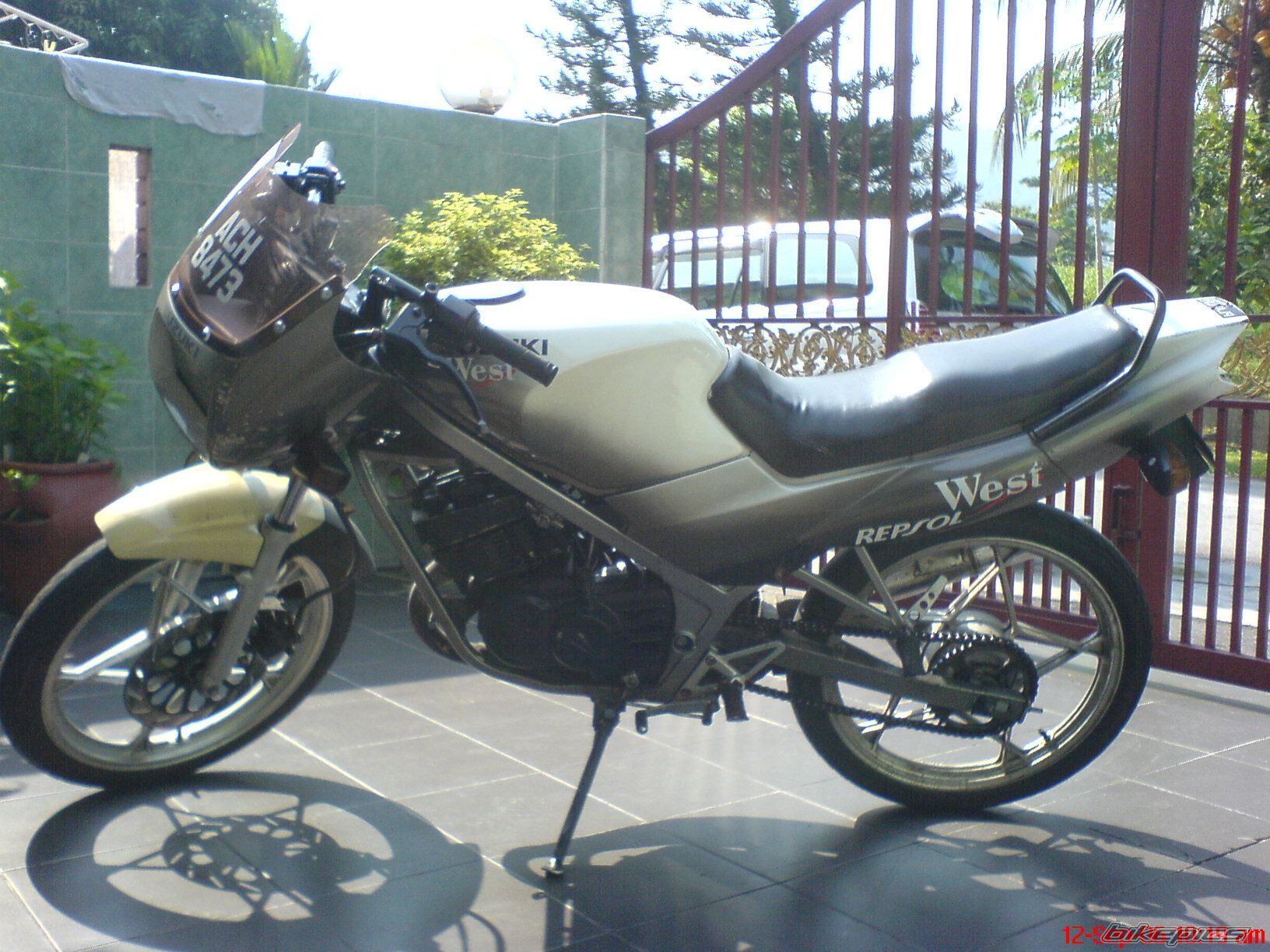 1989 SUZUKI TXR 150 | Picture 684022 motorcycle photo