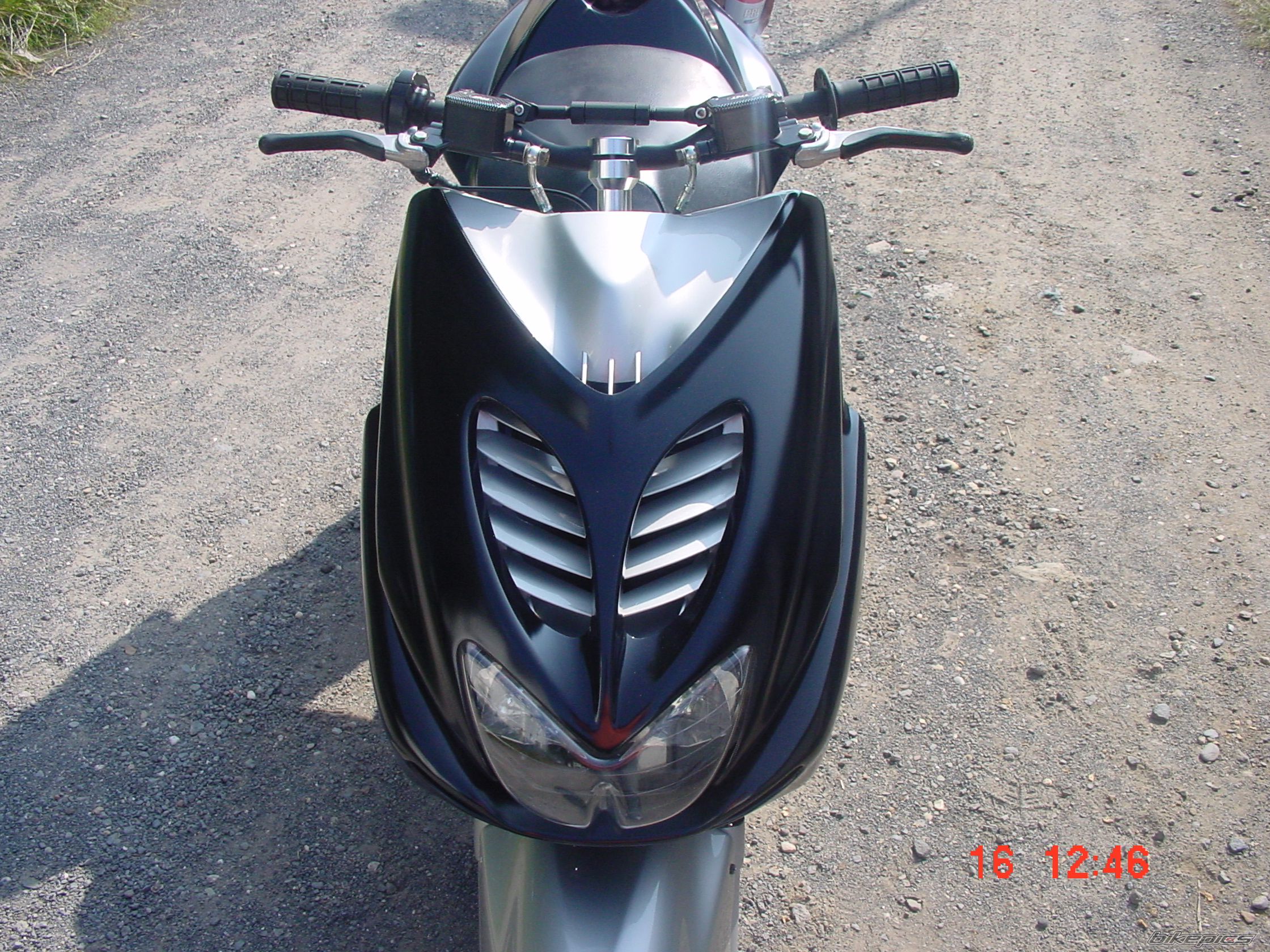 2005 YAMAHA AEROX 50 | Picture 685418 motorcycle photo