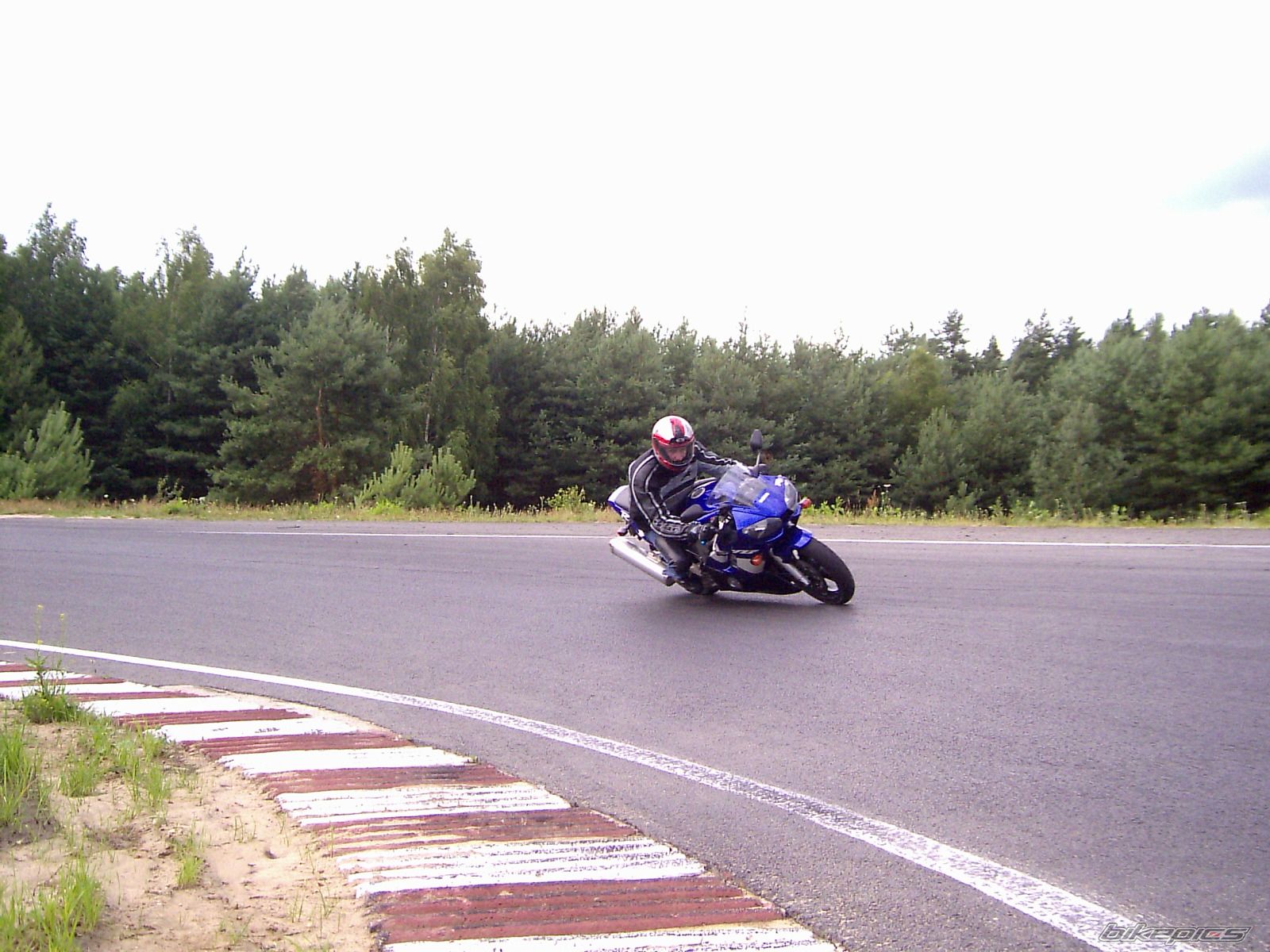 2001 YAMAHA YZF R6 | Picture 686664 motorcycle photo