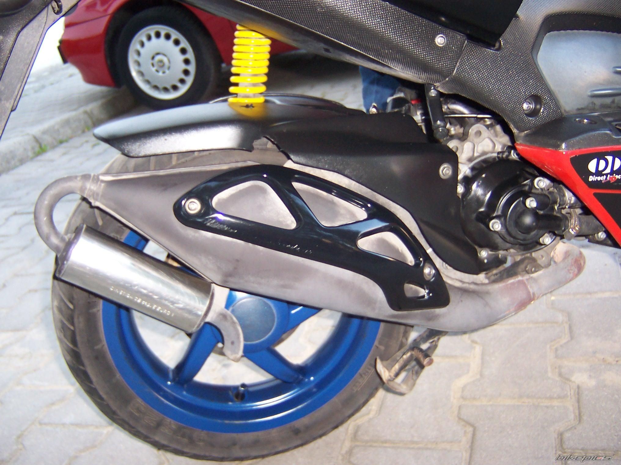 2002 APRILIA SR RACING 50 | Picture 686693 motorcycle photo