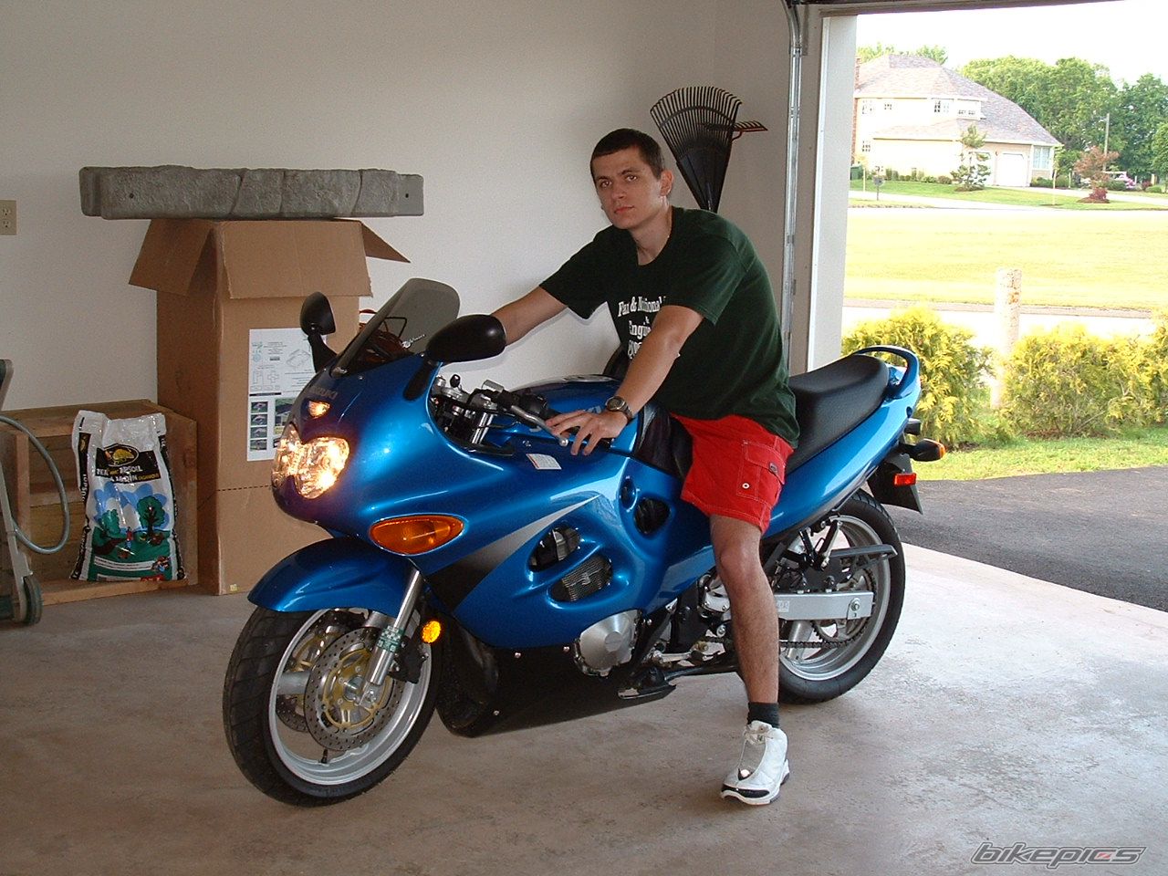 2002 SUZUKI GSX 600 | Picture 687950 motorcycle photo