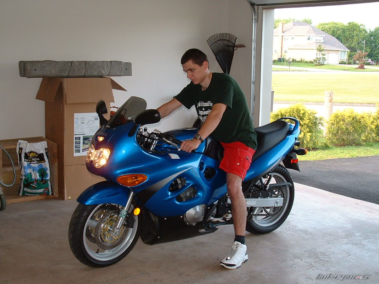 2002 SUZUKI GSX 600 | Picture 687952 motorcycle photo