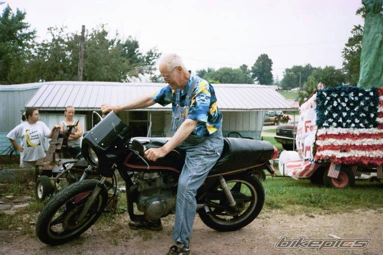 1980 HONDA CB 400 | Picture 6895 motorcycle photo