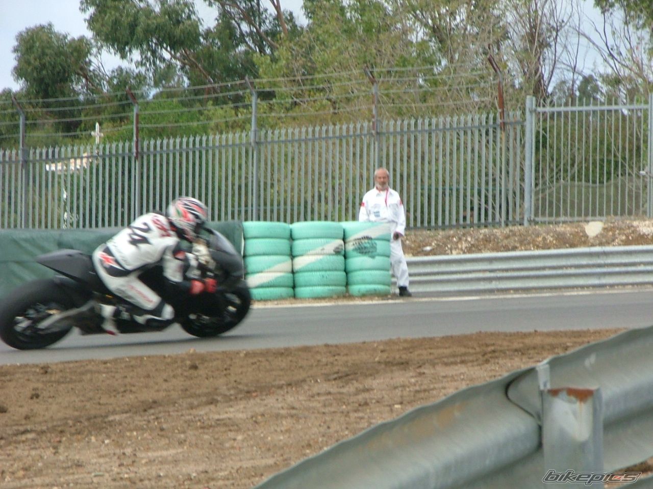 2004 DUCATI UNKNOWEN | Picture 692056 motorcycle photo