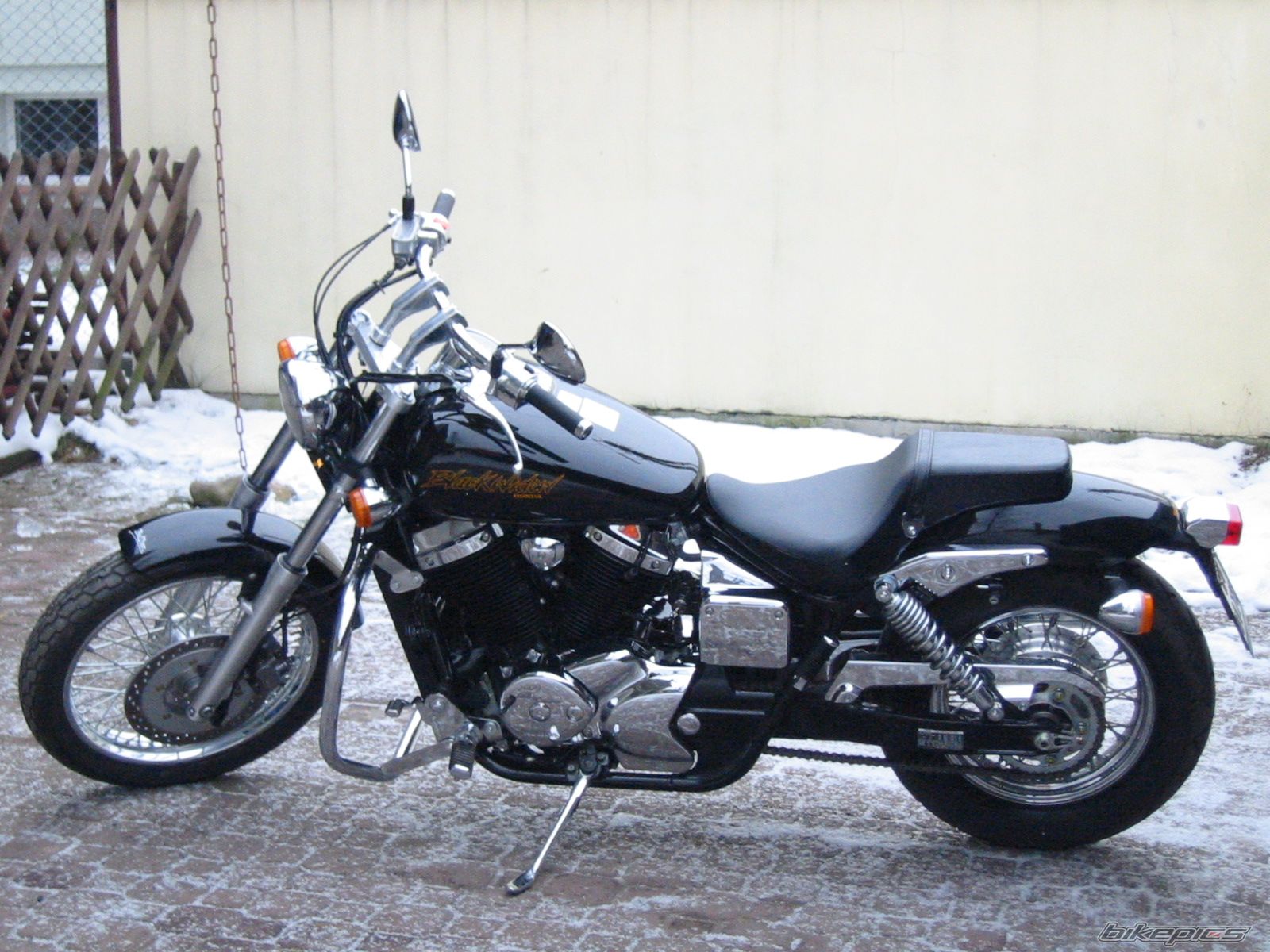 2001 HONDA VT 750 BLACK WIDOW | Picture 696642 motorcycle photo