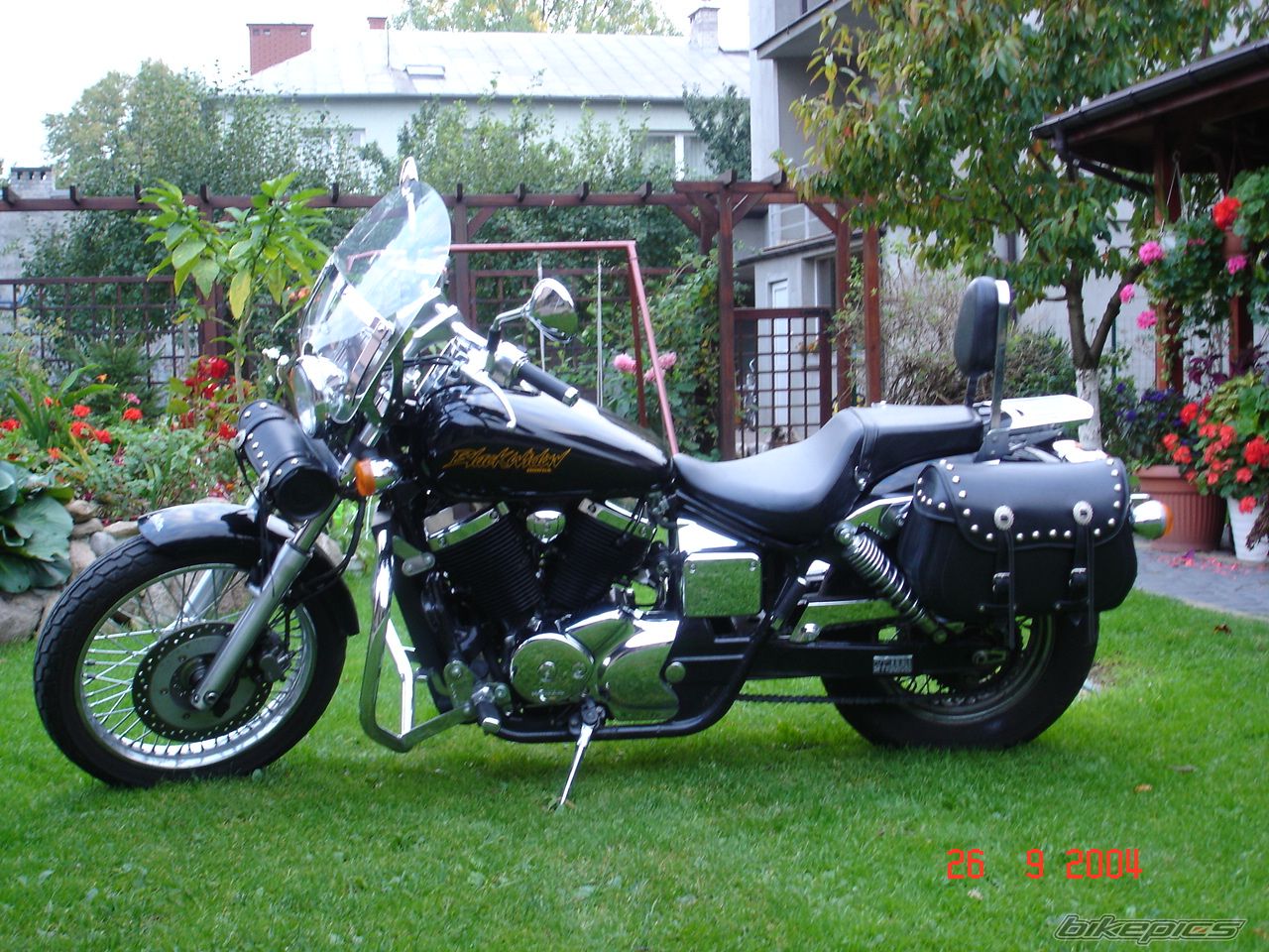 2001 HONDA VT 750 BLACK WIDOW | Picture 696651 motorcycle photo