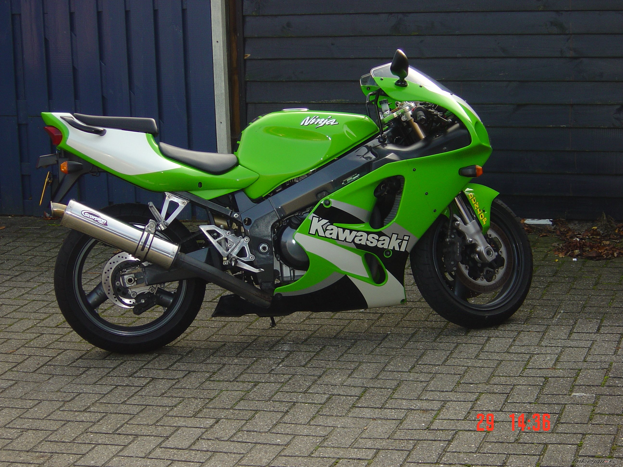 2000 KAWASAKI ZX 7R | Picture 699471 motorcycle photo