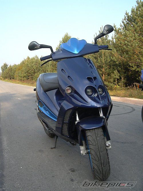 1996 MALAGUTI F 12 50 | Picture 700561 motorcycle photo