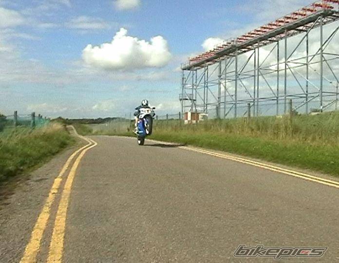 1994 SUZUKI GSX R 750 | Picture 7007 motorcycle photo