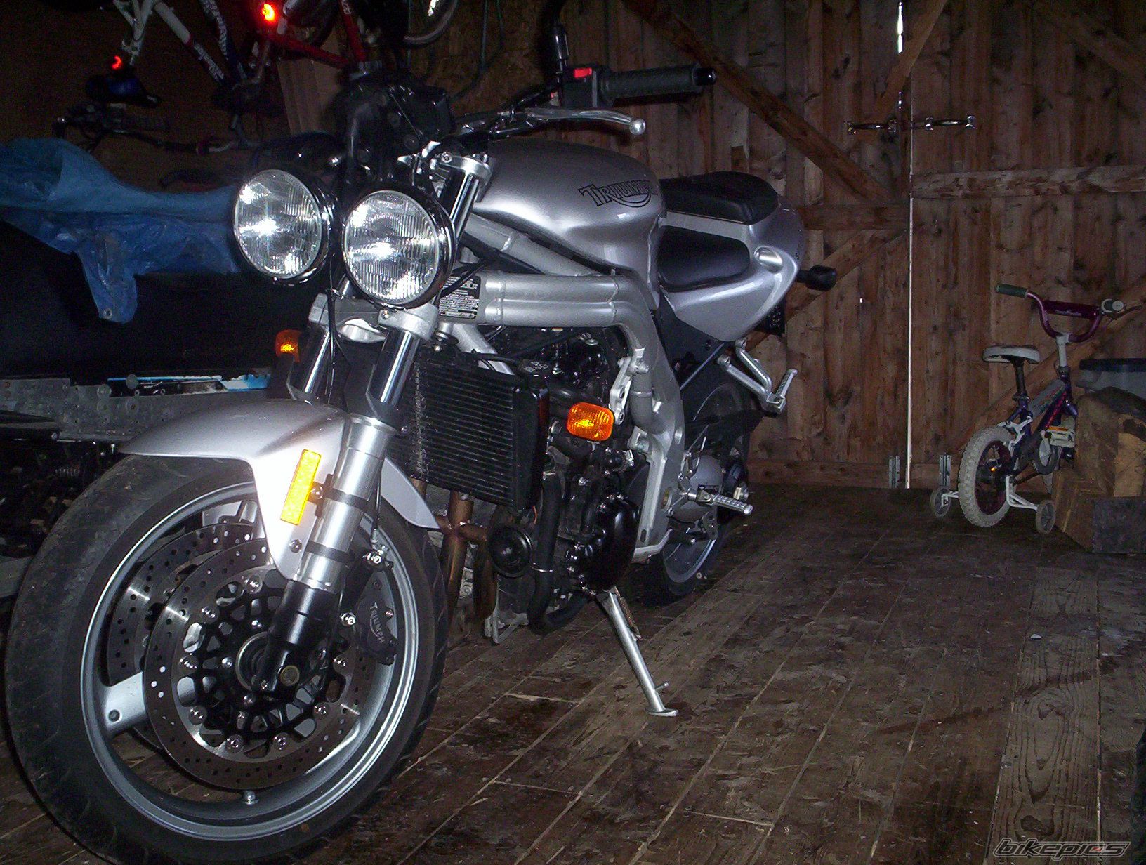 2003 TRIUMPH SPEED TRIPLE | Picture 701013 motorcycle photo