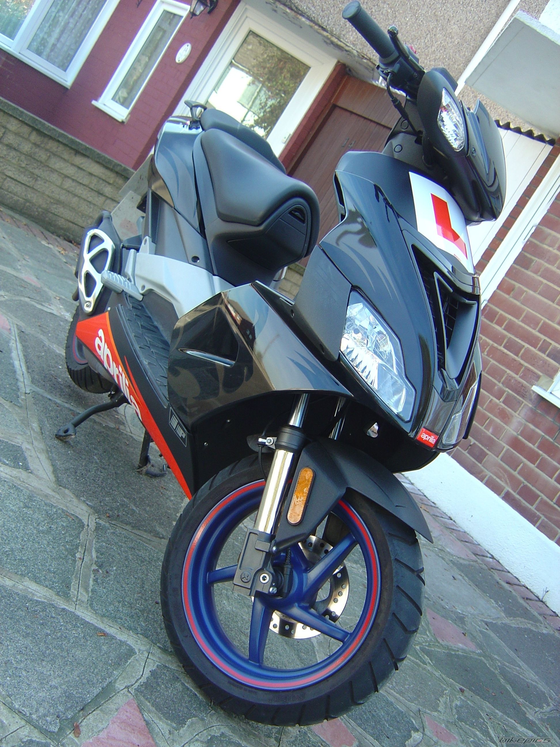2006 APRILIA SR 50 | Picture 701789 motorcycle photo