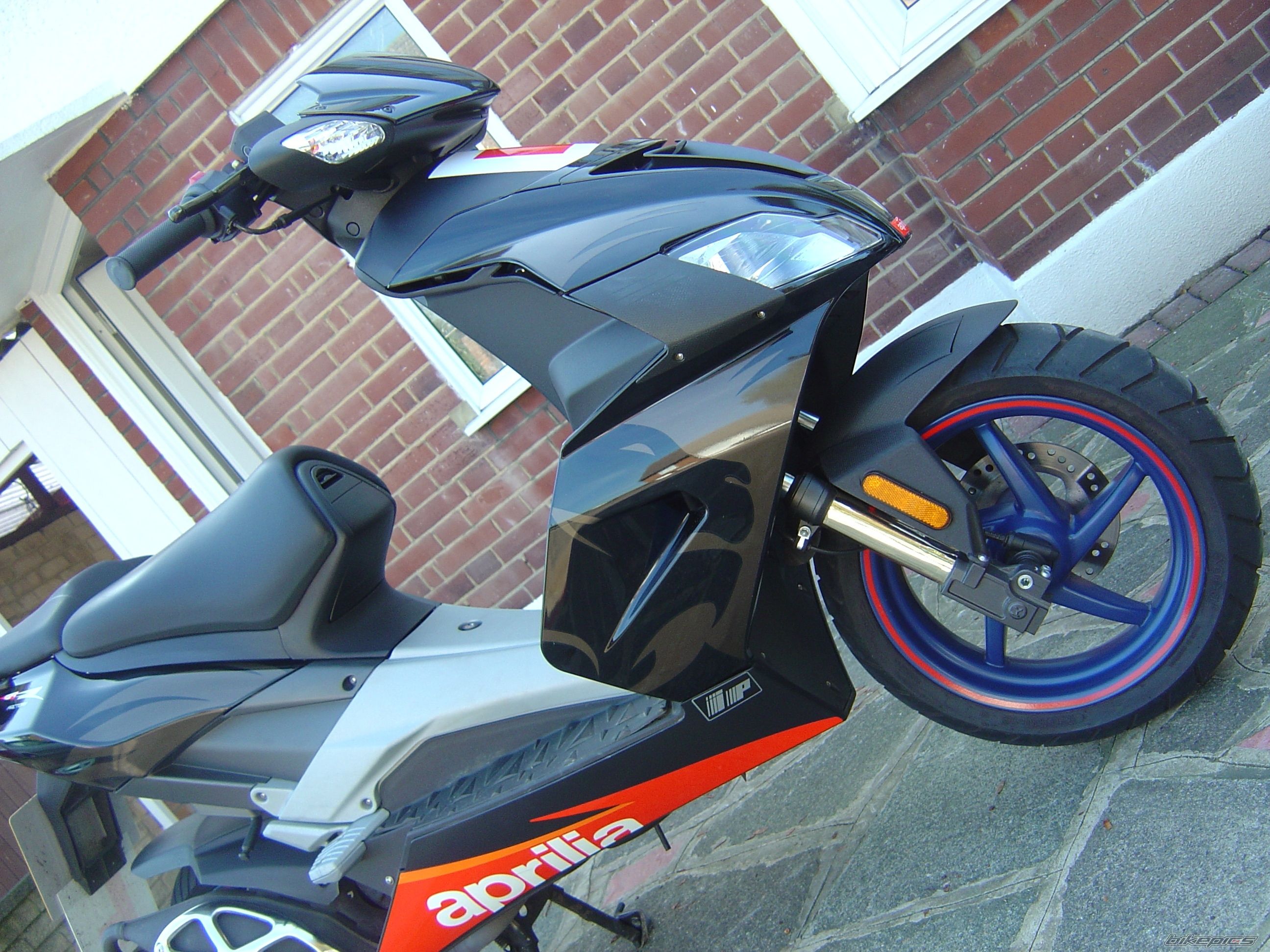 2006 APRILIA SR 50 | Picture 701829 motorcycle photo