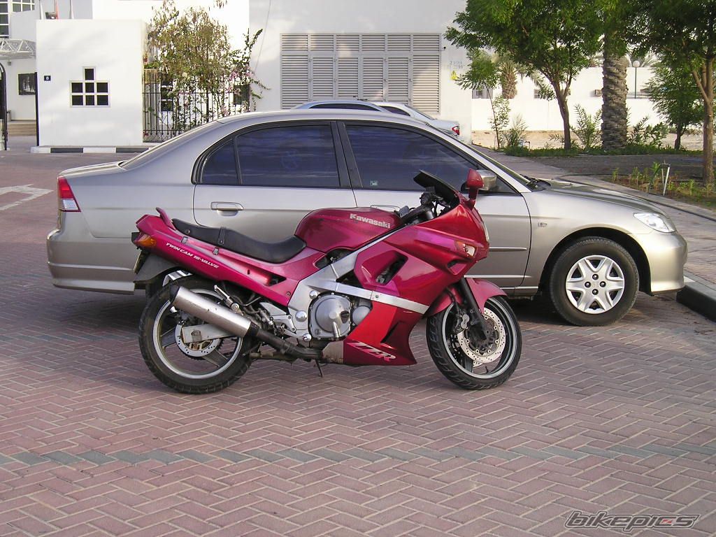 1999 KAWASAKI ZZR 400 | Picture 702577 motorcycle photo