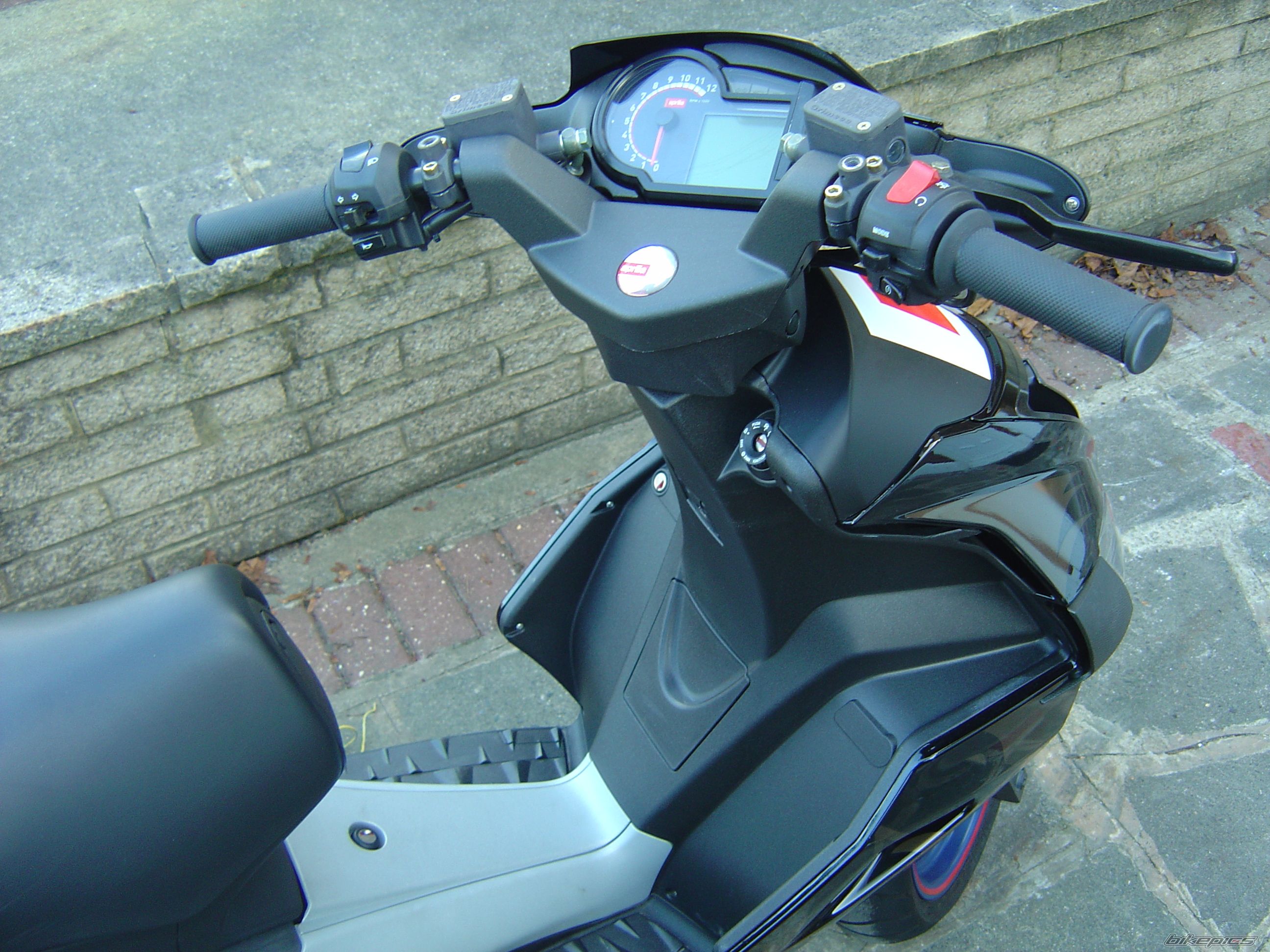 2006 APRILIA SR 50 | Picture 702609 motorcycle photo