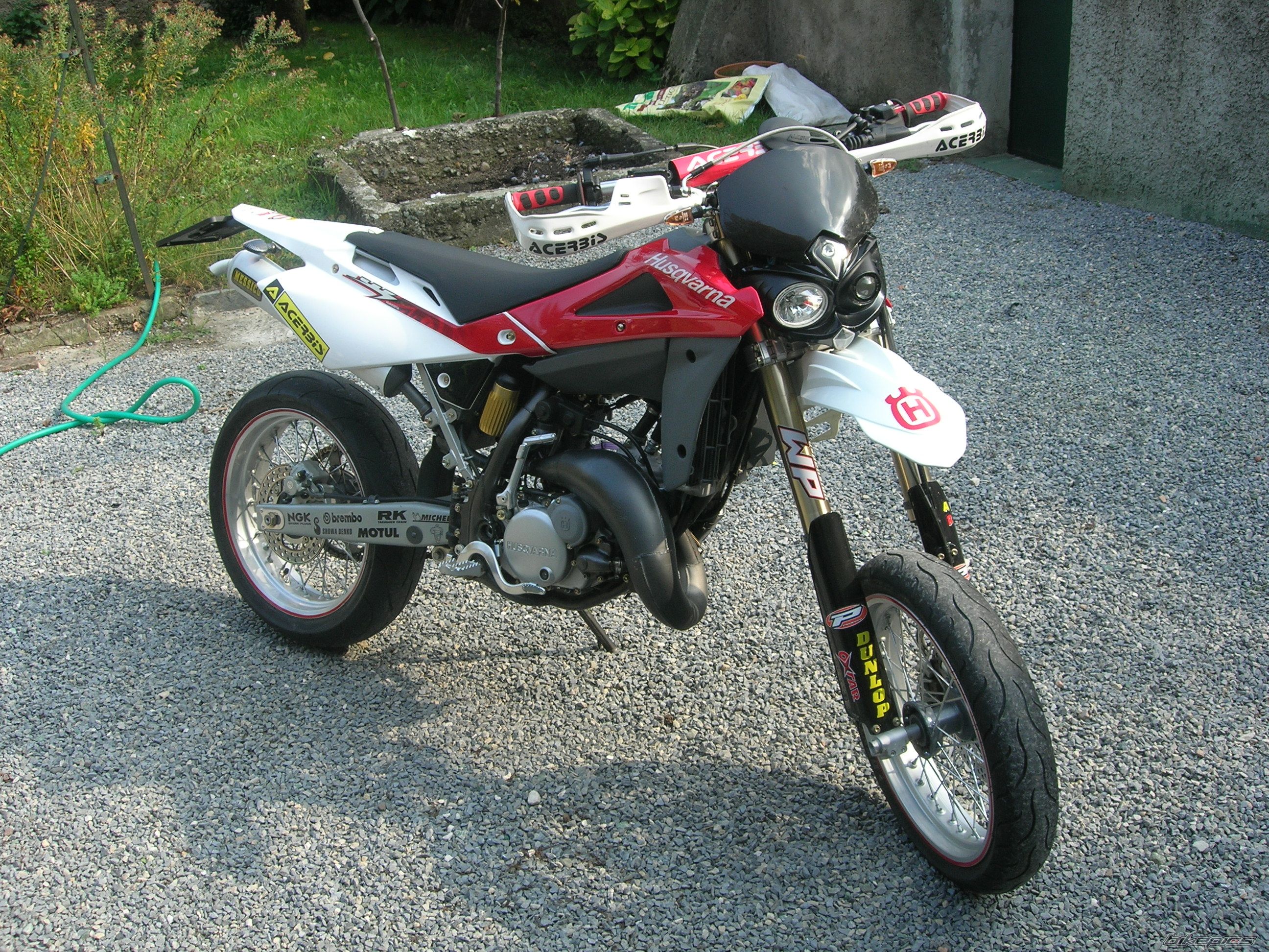 2006 HUSQVARNA SM 125 S | Picture 703495 motorcycle photo