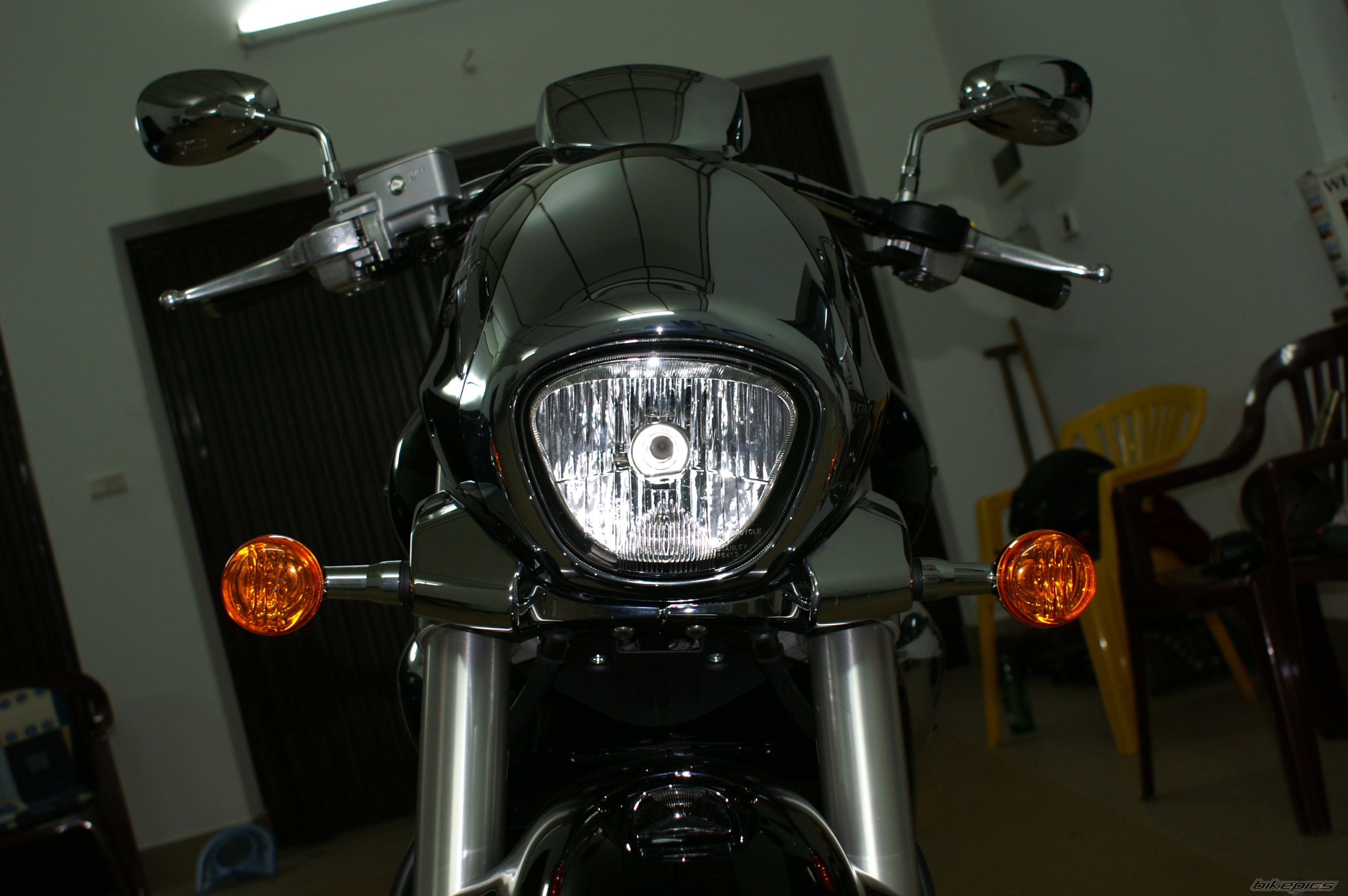 2006 SUZUKI BOULEVARD M109R | Picture 703834 motorcycle photo